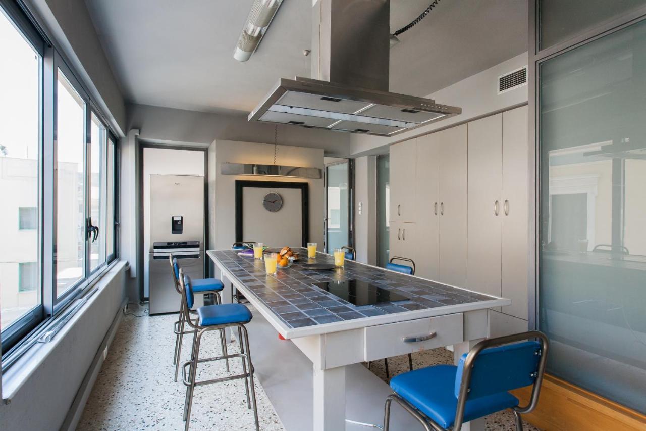 אתונה Artists' Favorite Spacious Loft Near Acropolis!! מראה חיצוני תמונה